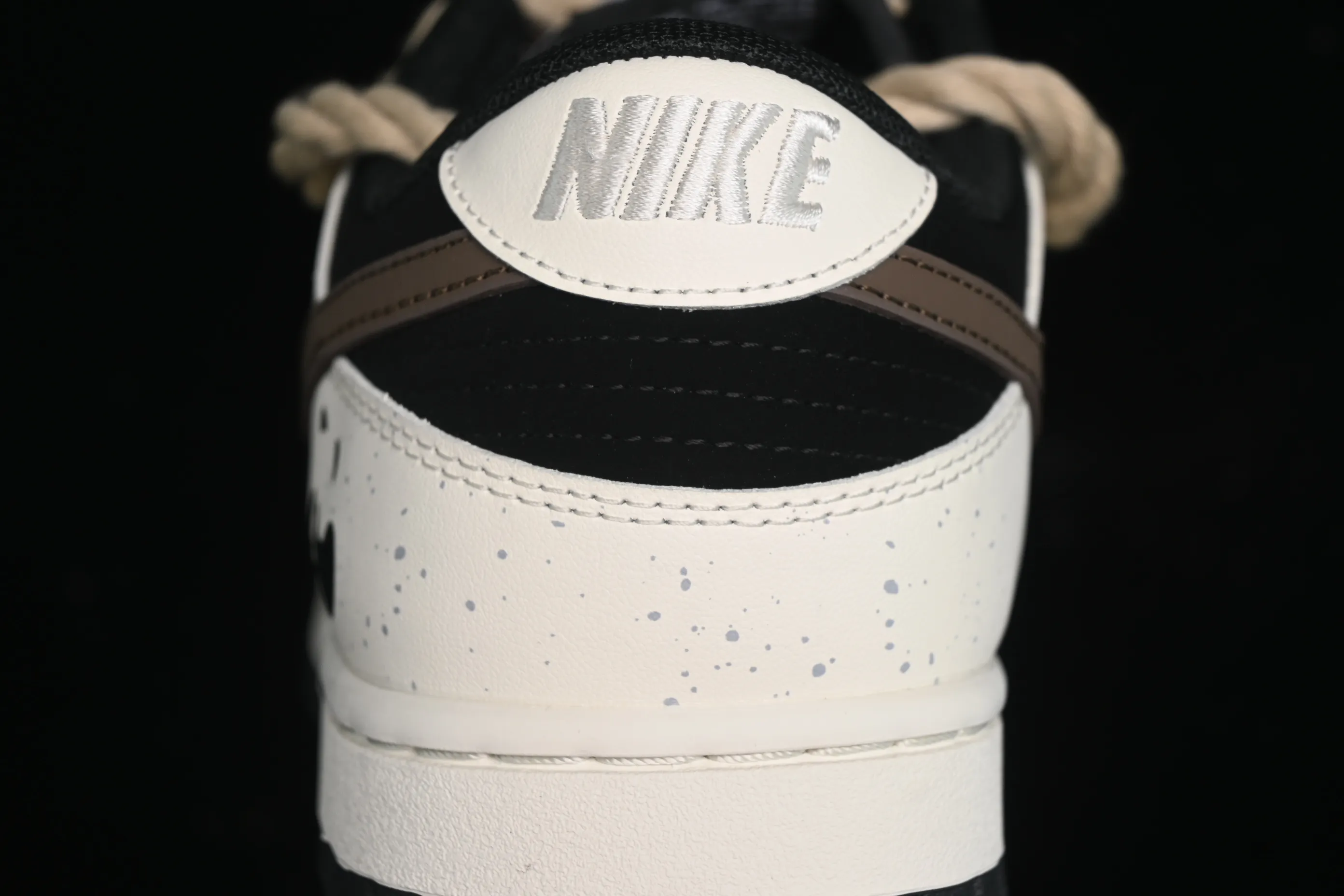 All categories Nk SB Dunk series Nk SB Dunk Low Low-top sneakers Nk Dunk Low TMS Little Red Panda Dopamine Mocha Chinese style splash-ink old deconstruction Low-top casual sneakers DD1391-100